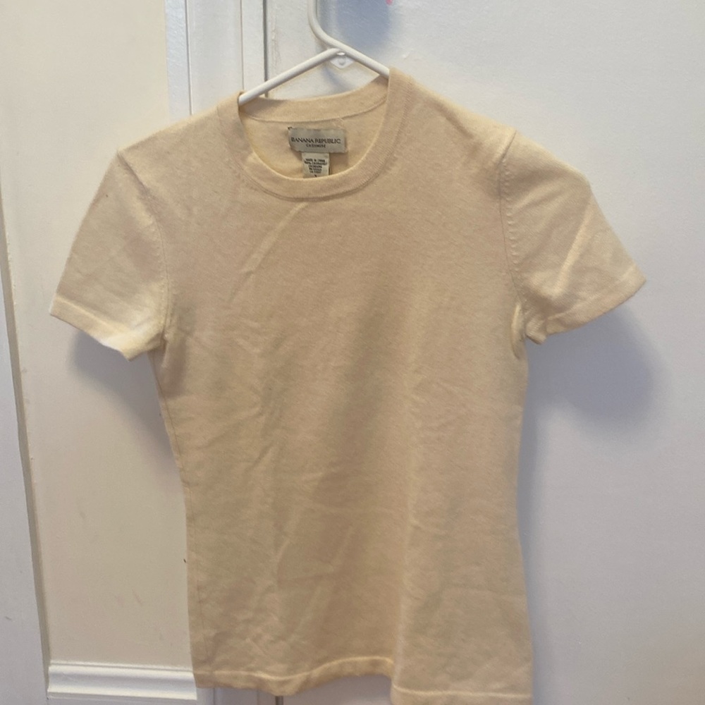 Banana republic Kashmir short sleeve sweater
